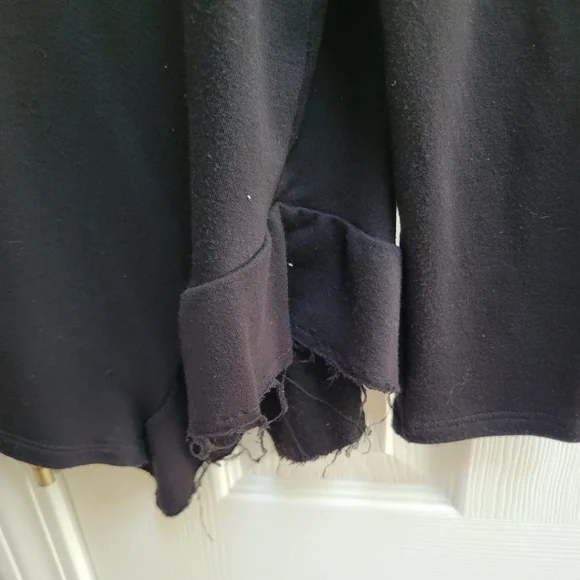 Black Long Sleeve - Picture 3 of 3